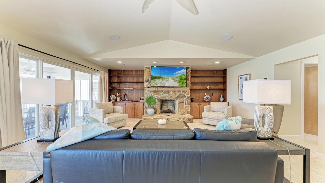Photo of Livingroom in Englewood