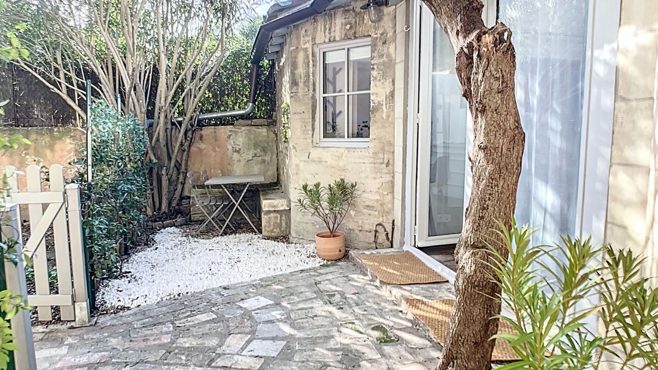 Photo of Patio Balcony in Avignon City Centre