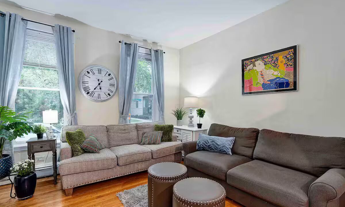 Photo of Livingroom in Wrightwood Neighbors