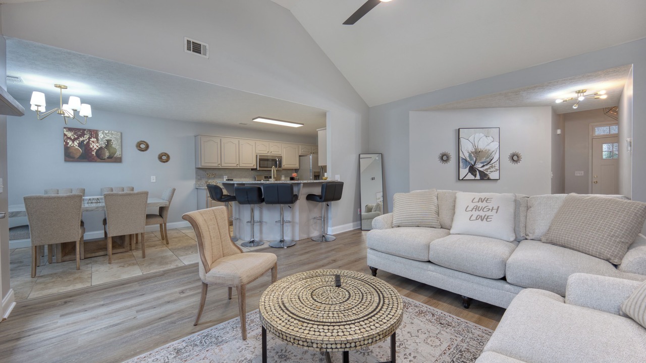 Photo of Livingroom in Columbus