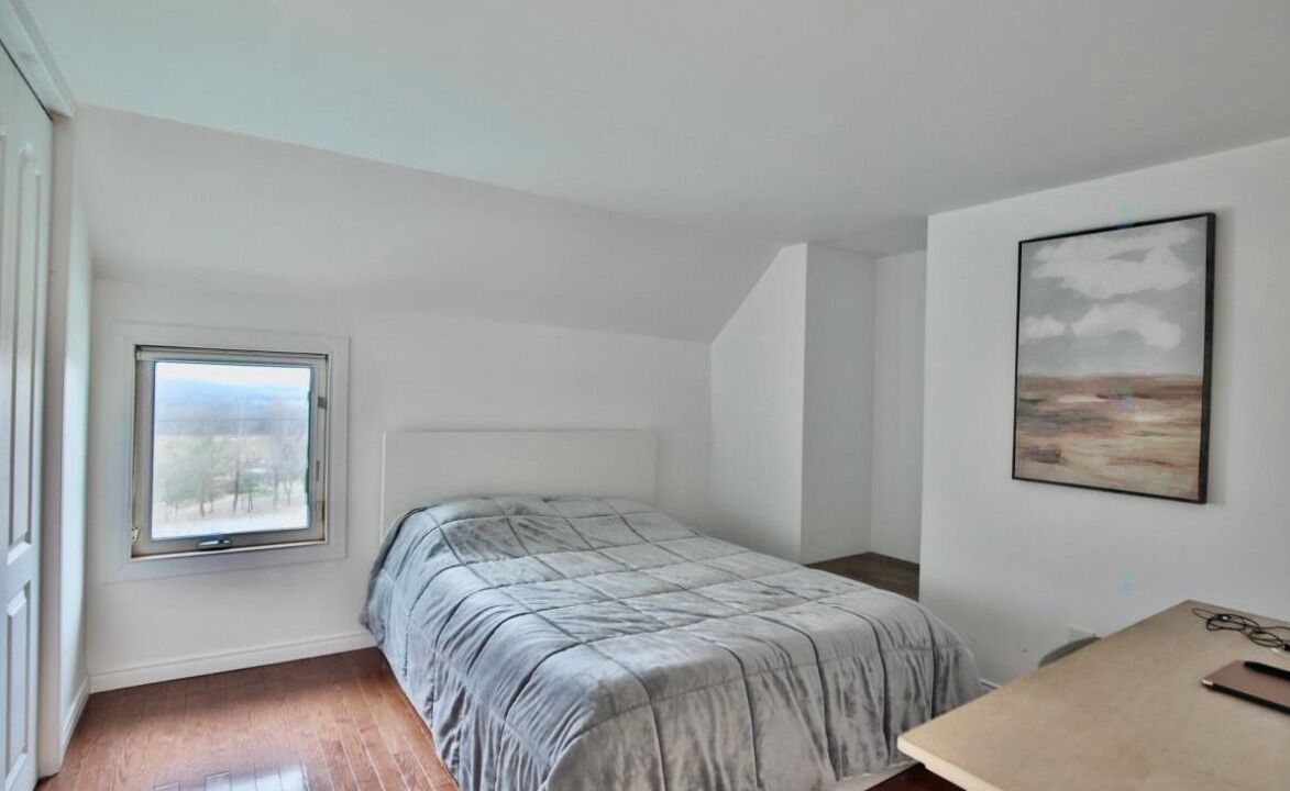 Photo of Bedroom in Sainte-Catherine-de-Hatley