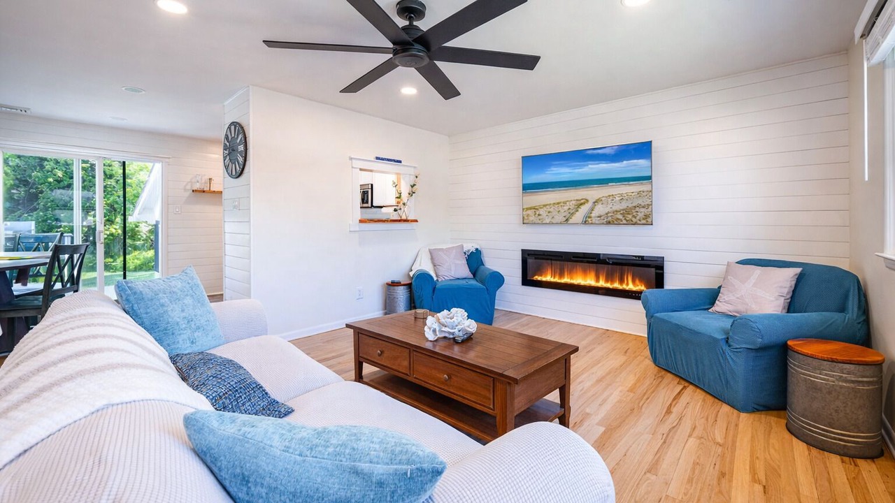 Photo of Livingroom in Somers Point