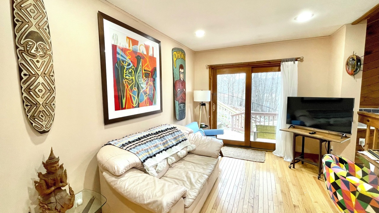 Photo of Livingroom in Carmel