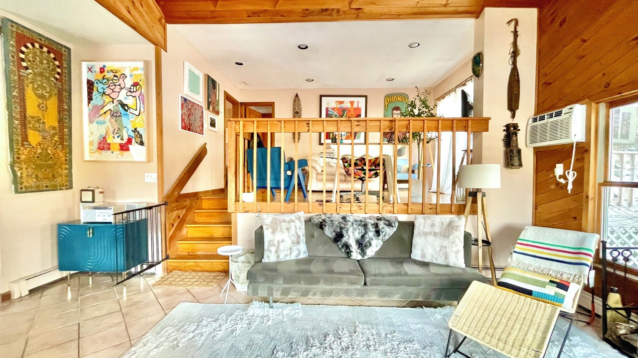 Photo of Livingroom in Carmel