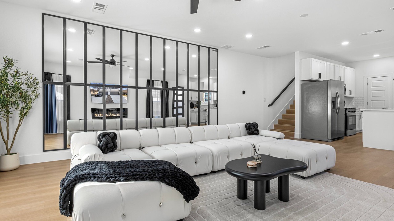 Photo of Livingroom in South Dallas - Fair Park