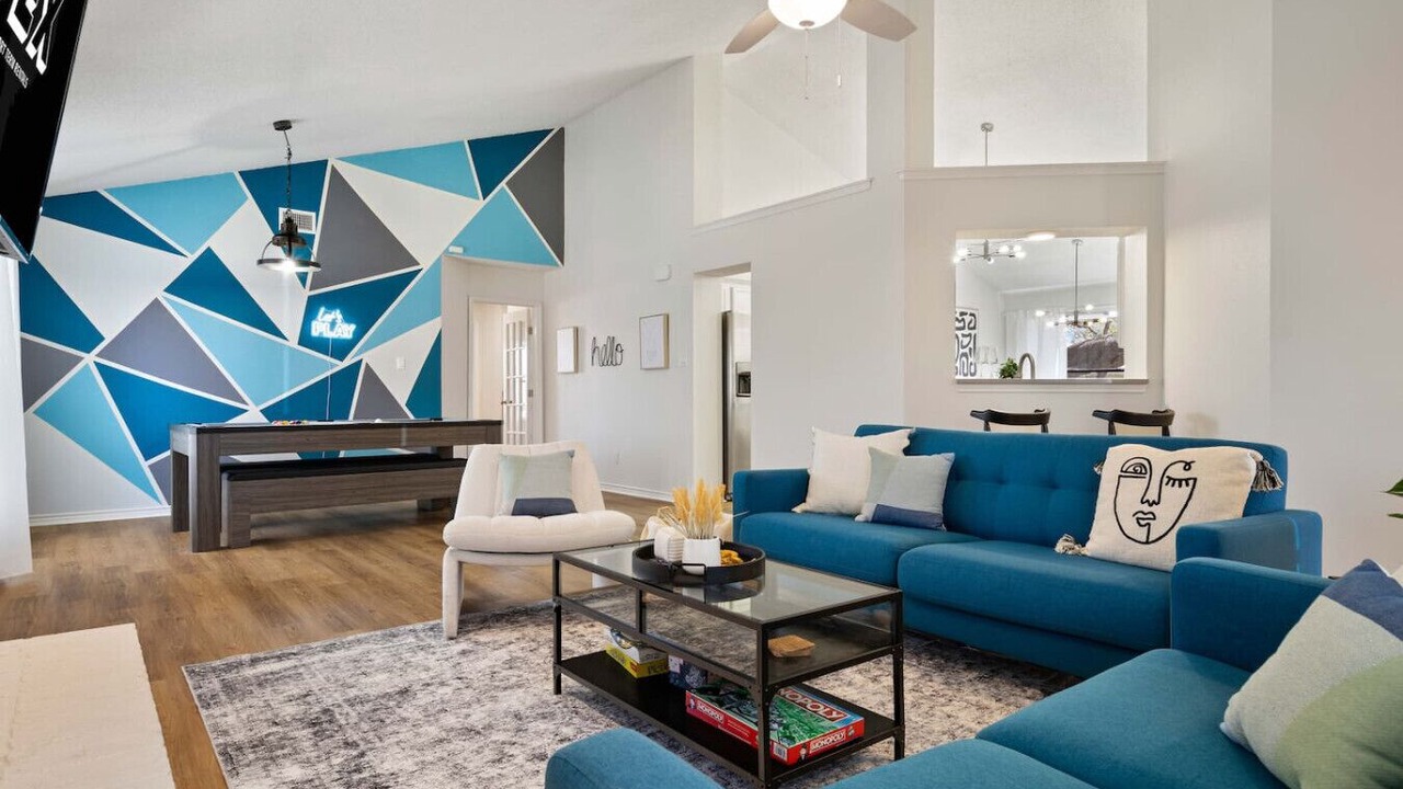 Photo of Livingroom in South Creek