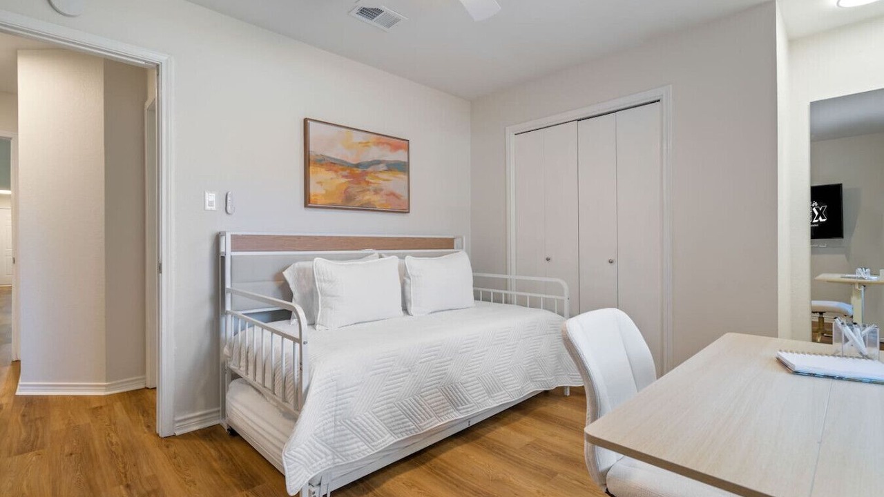 Photo of Bedroom in South Creek