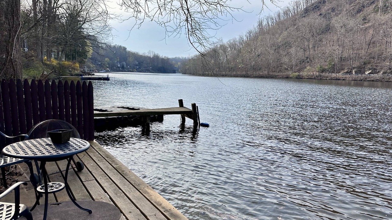 Photo of Outdoor in South Britain