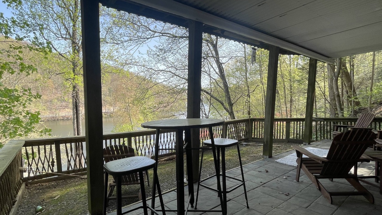 Photo of Outdoor in South Britain