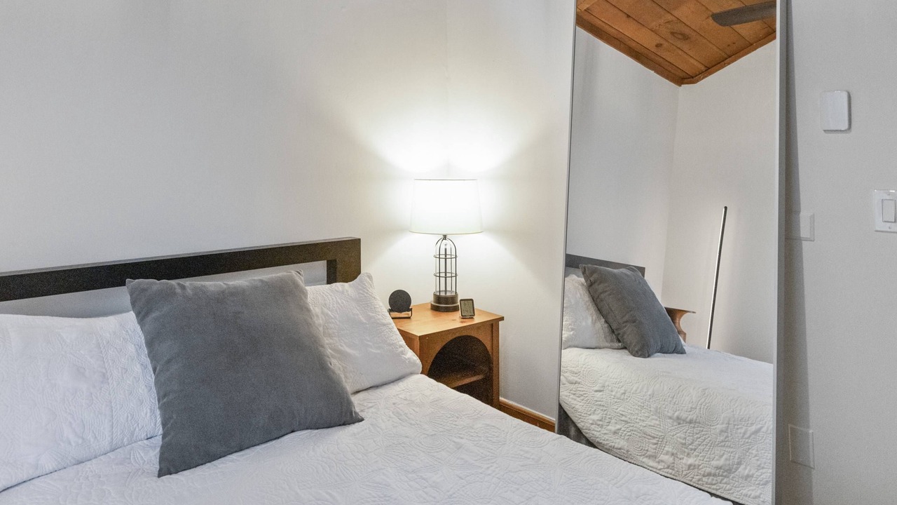 Photo of Bedroom in South Britain