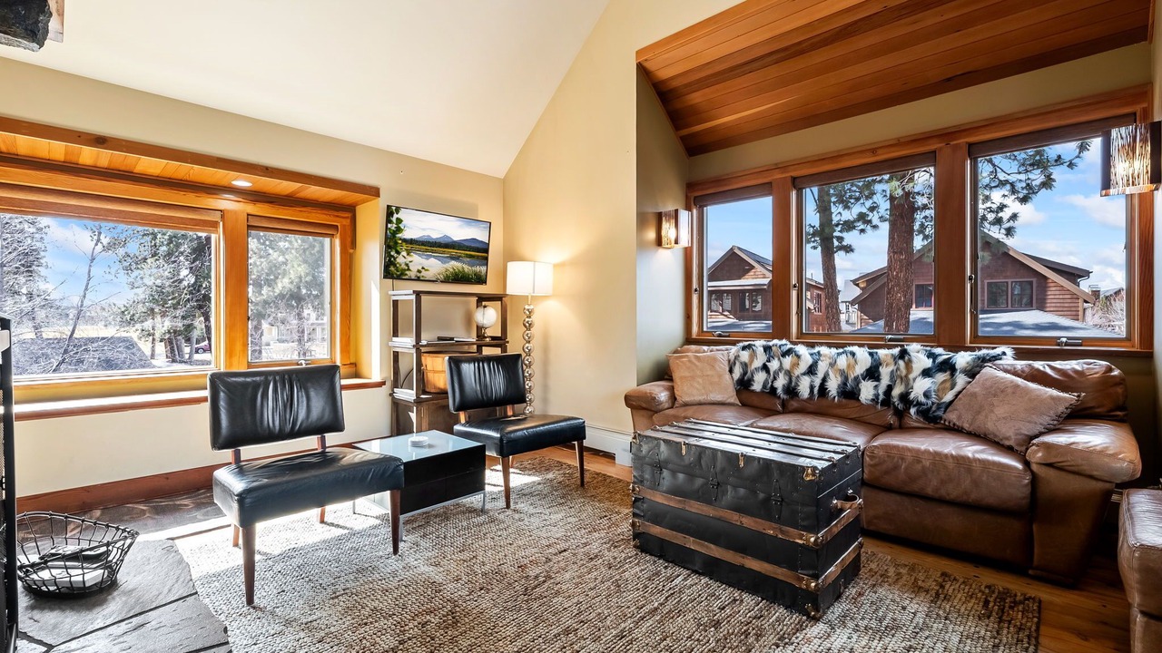 Photo of Livingroom in Sisters