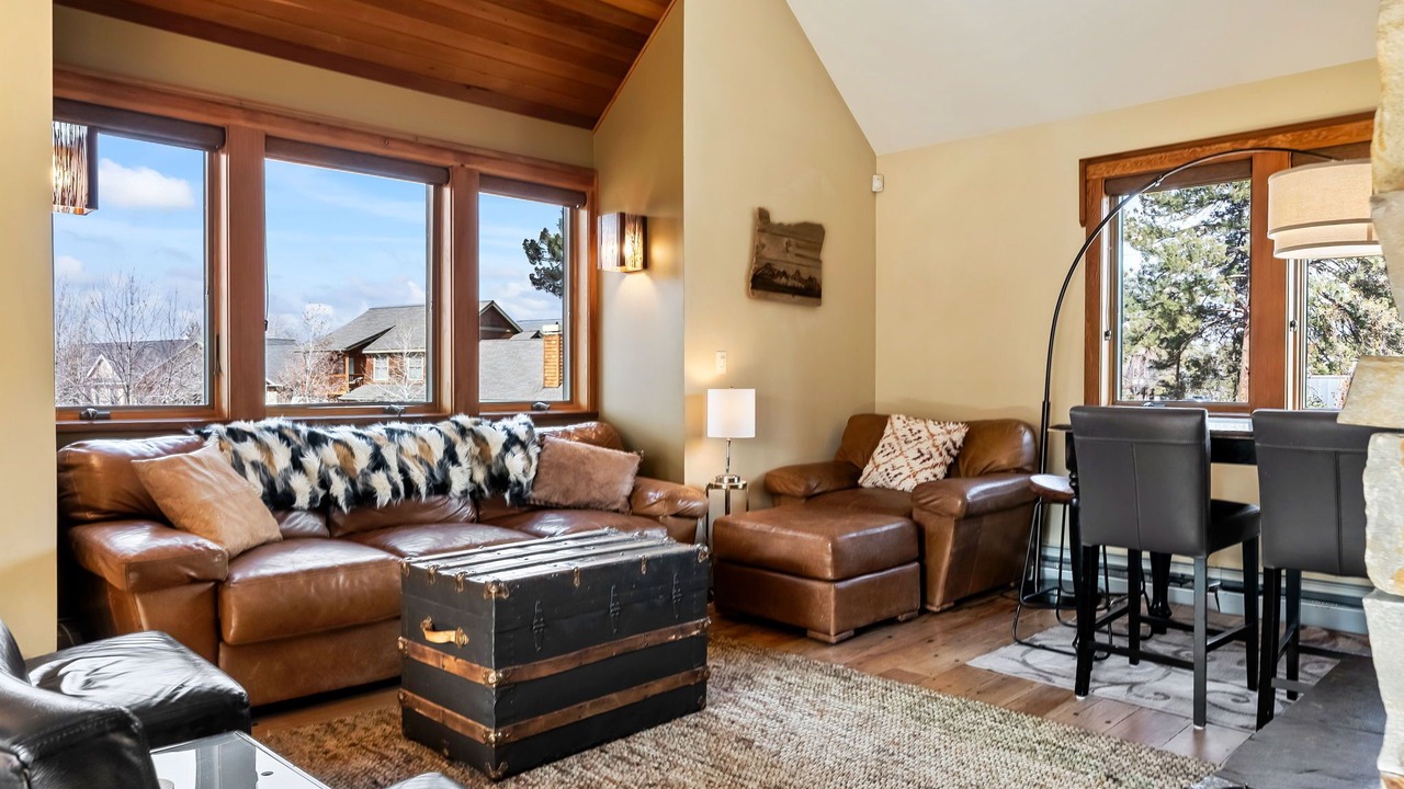 Photo of Livingroom in Sisters