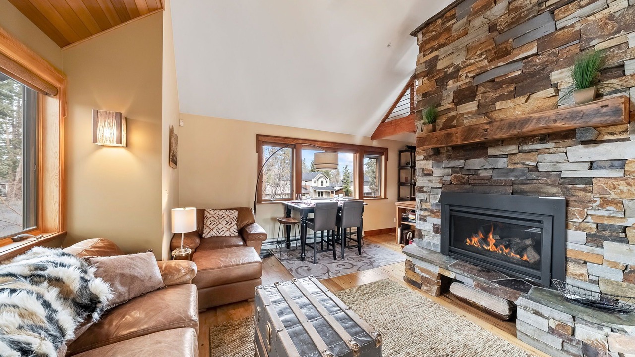 Photo of Livingroom in Sisters