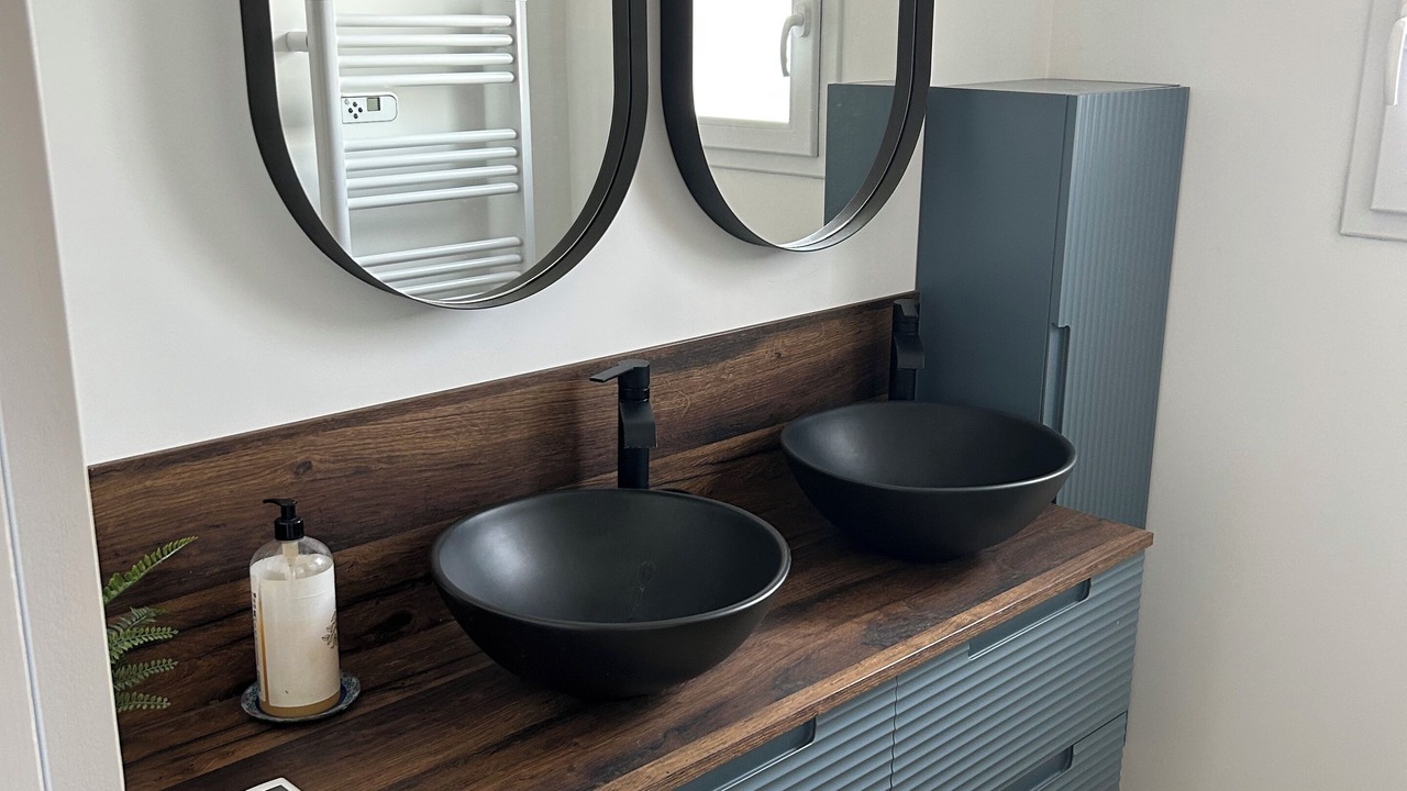 Photo of Bathroom in Charron