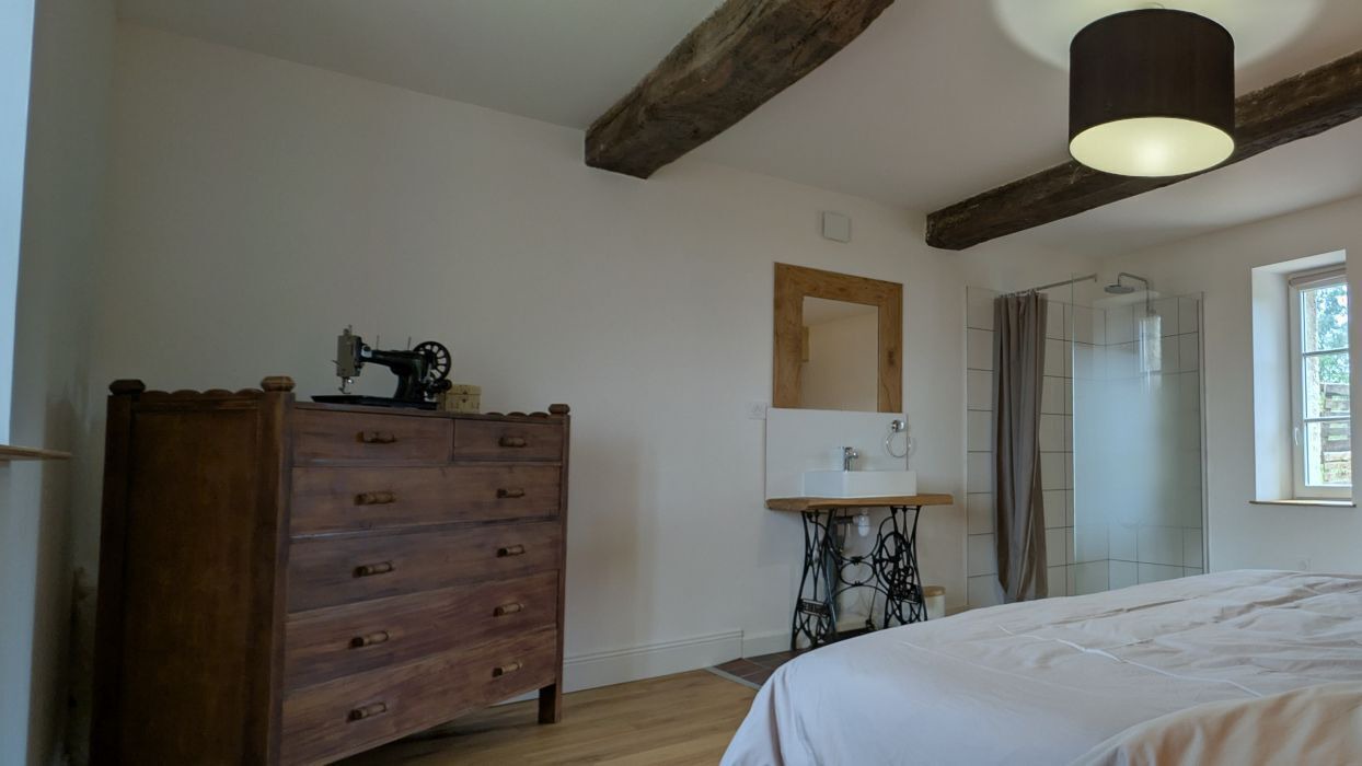 Photo of Bathroom in Pouru-Saint-Remy