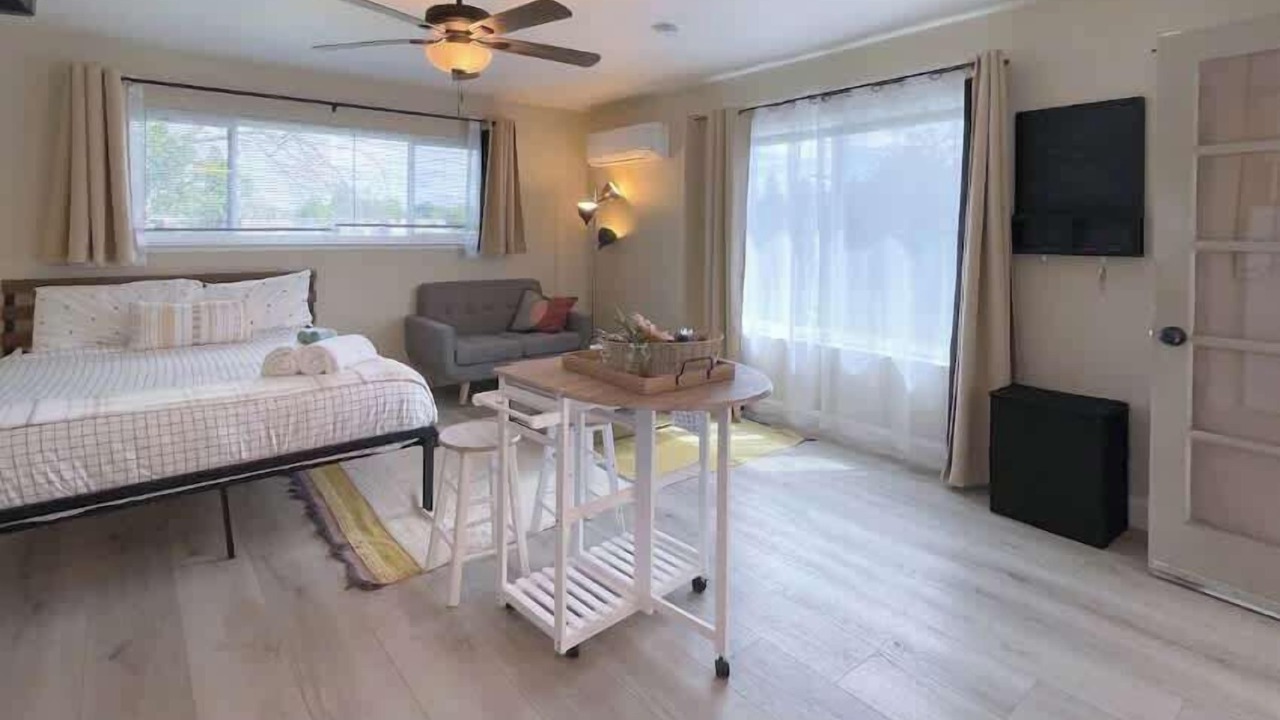 Photo of Bedroom in Arden-Arcade