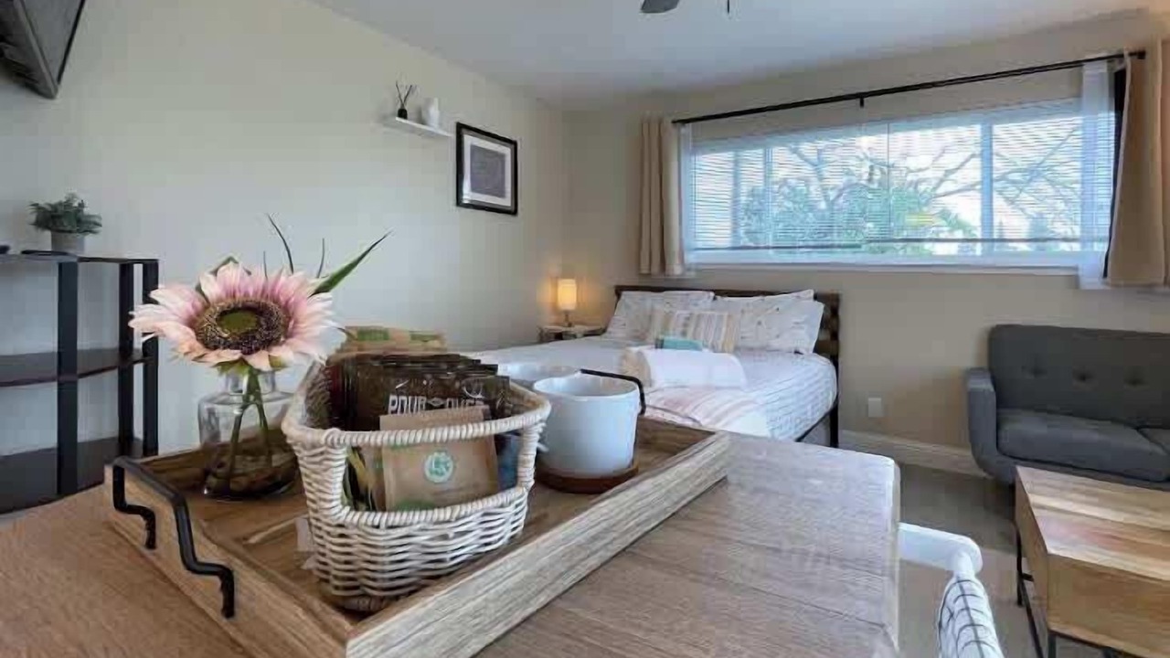 Photo of Bedroom in Arden-Arcade