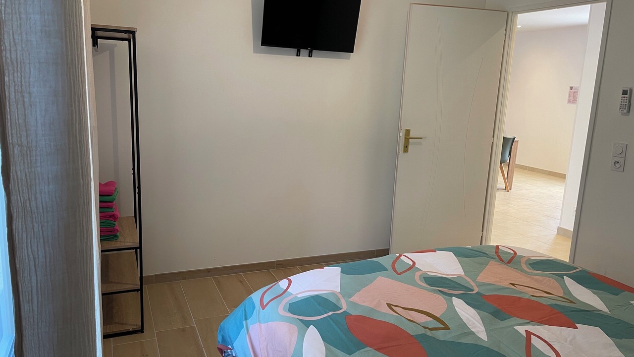 Photo of Bedroom in Seigy