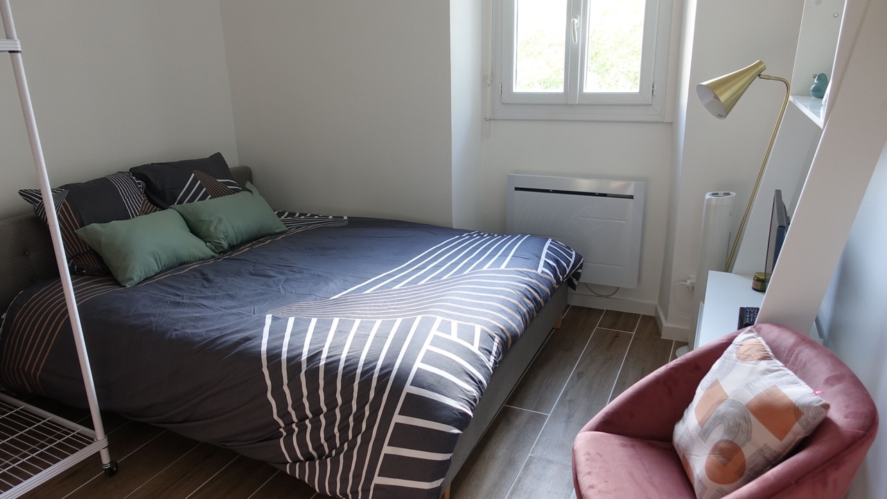 Photo of Bedroom in Carmes