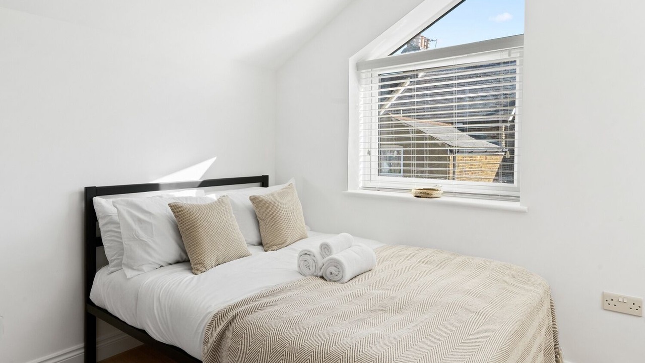 Photo of Bedroom in Woodside