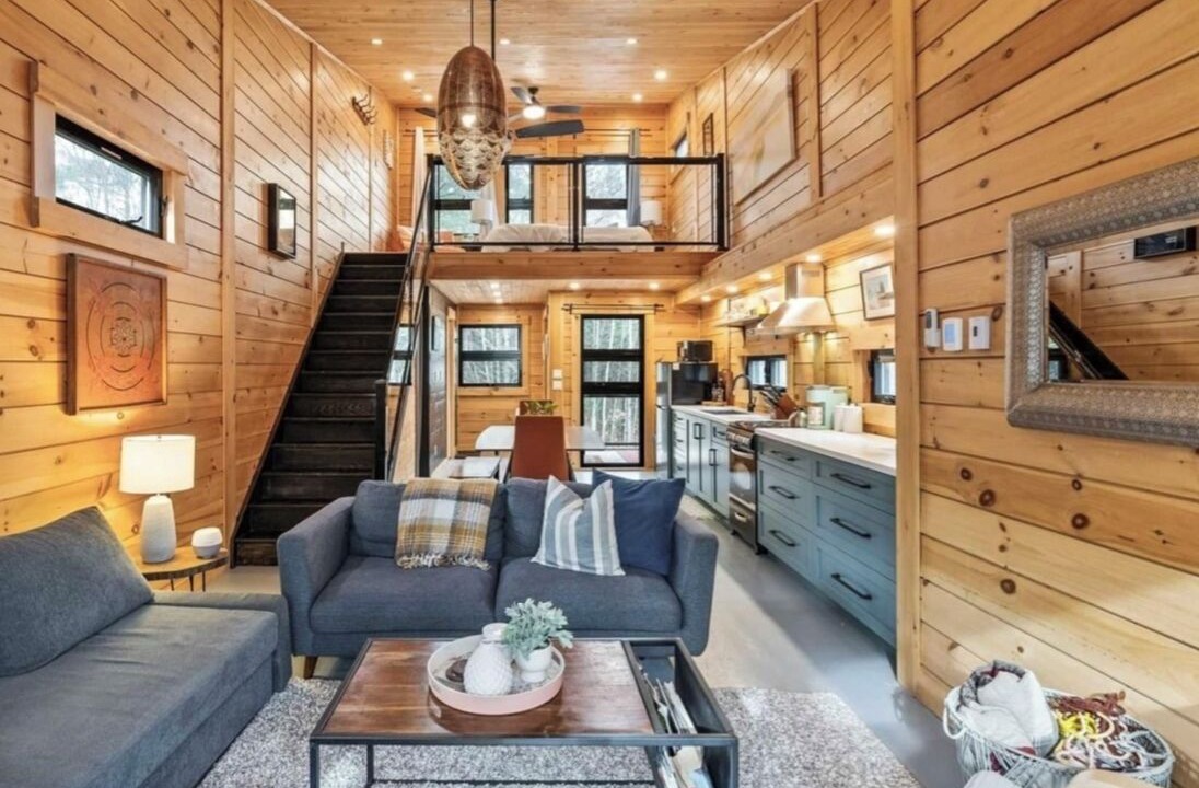 Photo of Livingroom in Gravenhurst
