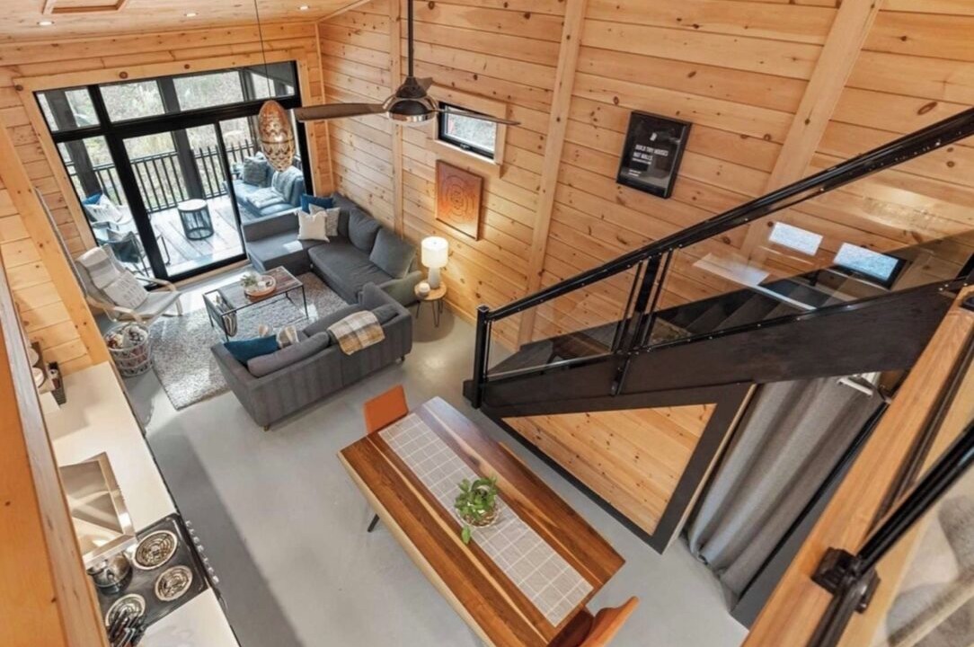 Photo of Livingroom in Gravenhurst