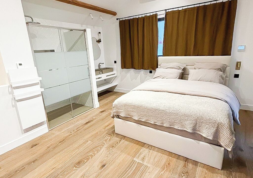Photo of Bedroom in Trouville-sur-Mer