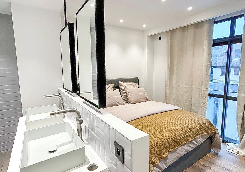 Photo of Bedroom in Trouville-sur-Mer
