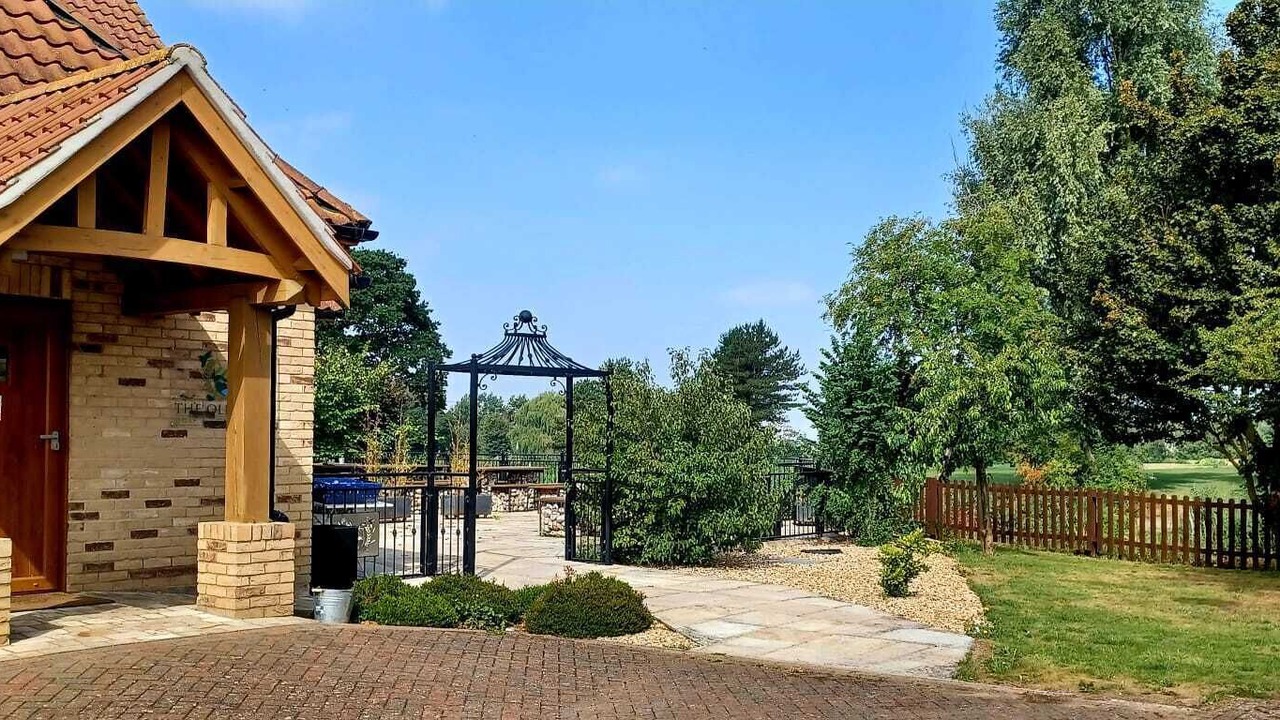 Photo of Others in Little Stukeley