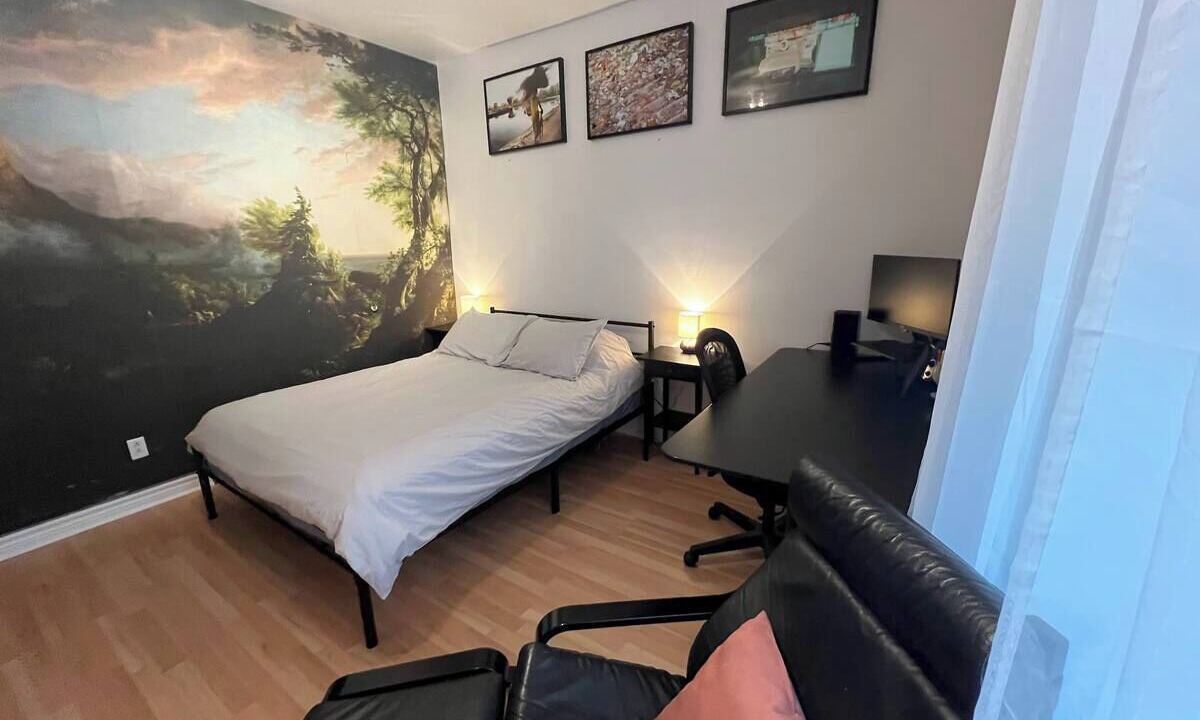 Photo of Bedroom in Pointe-Saint-Charles