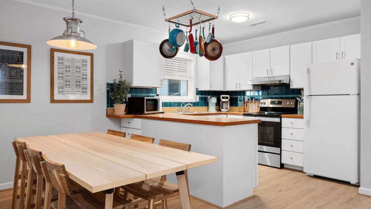 Photo of Kitchen in Colington Harbour