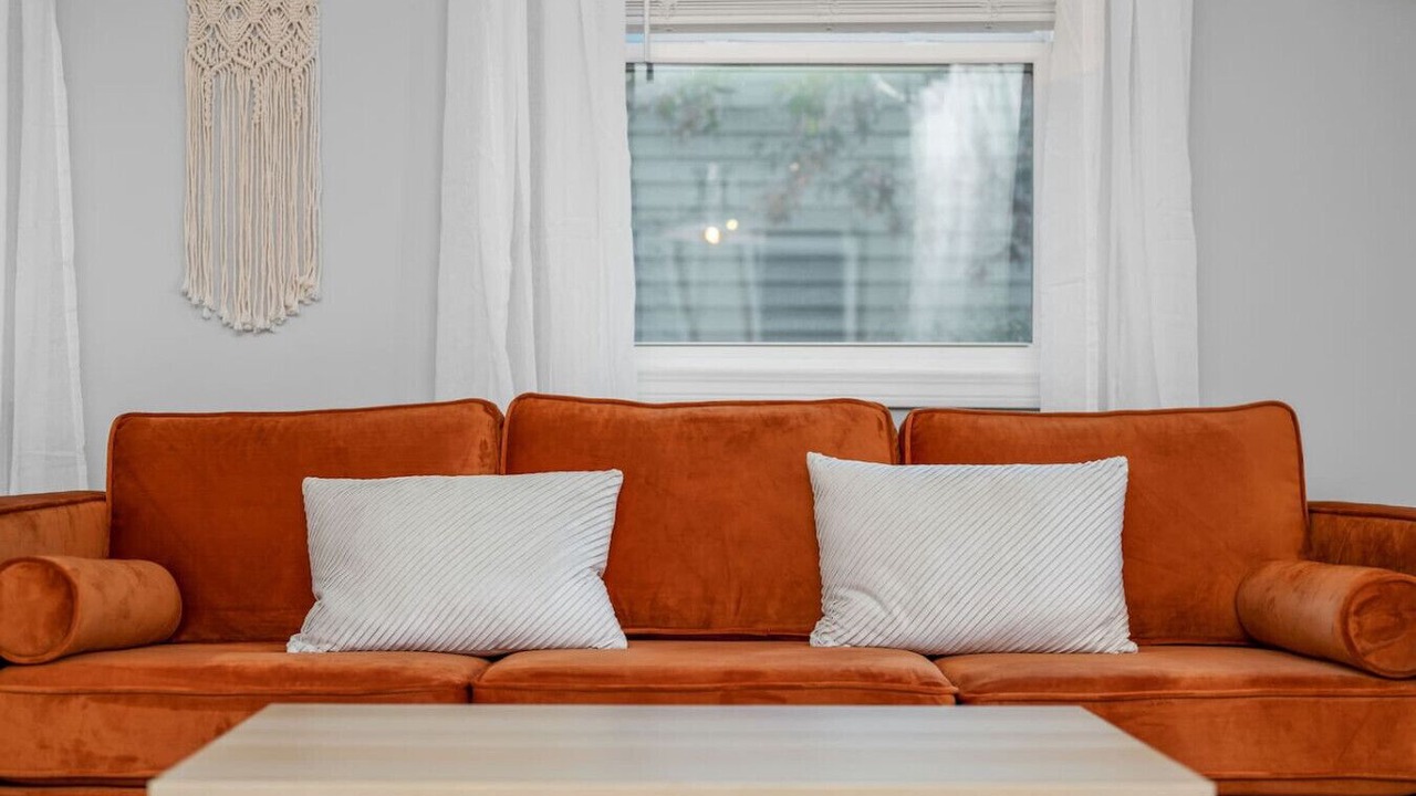 Photo of Livingroom in Colington Harbour