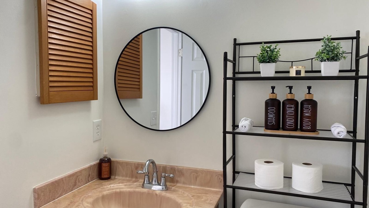 Photo of Bathroom in Dolphin's Cove