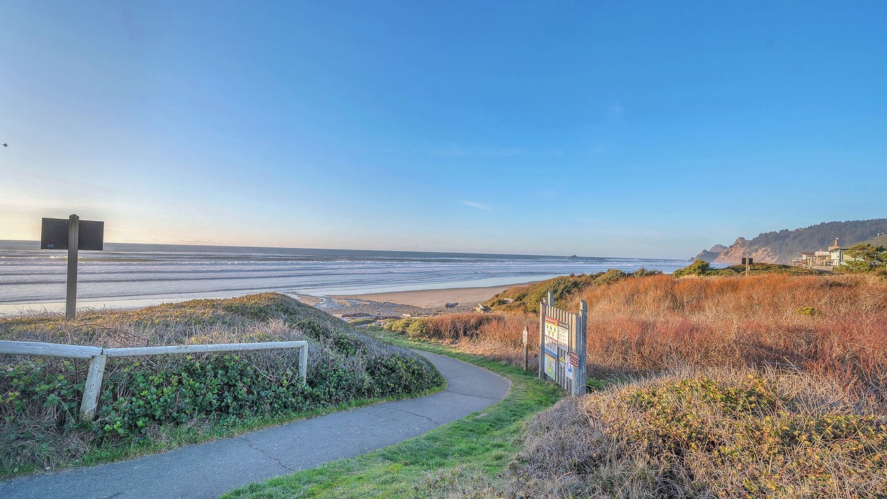 Photo of Others in Roads End