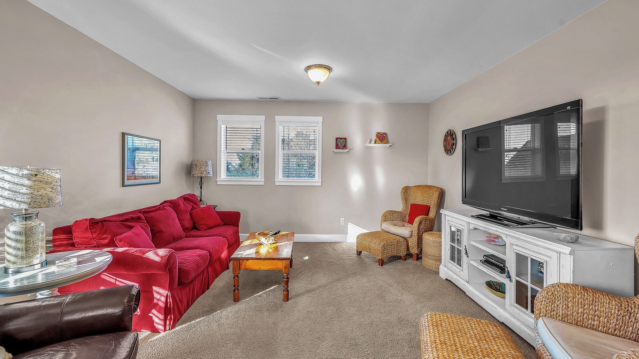 Photo of Livingroom in Roads End