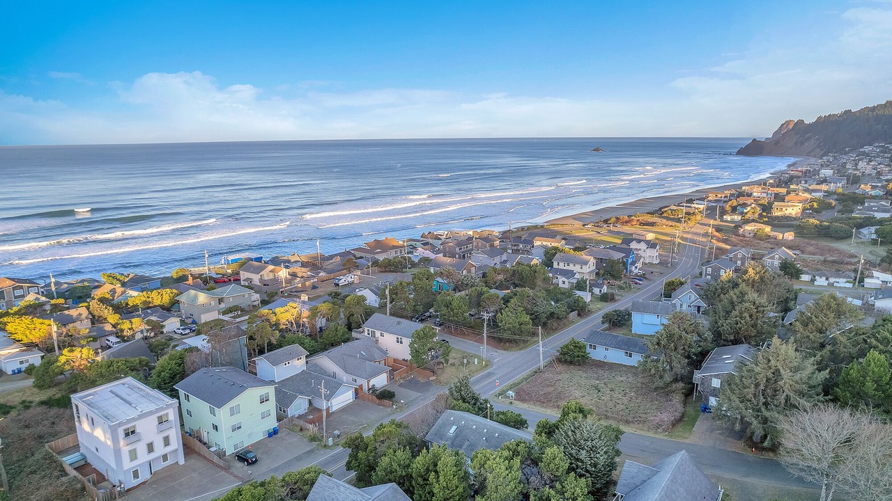 Photo of Outdoor in Roads End