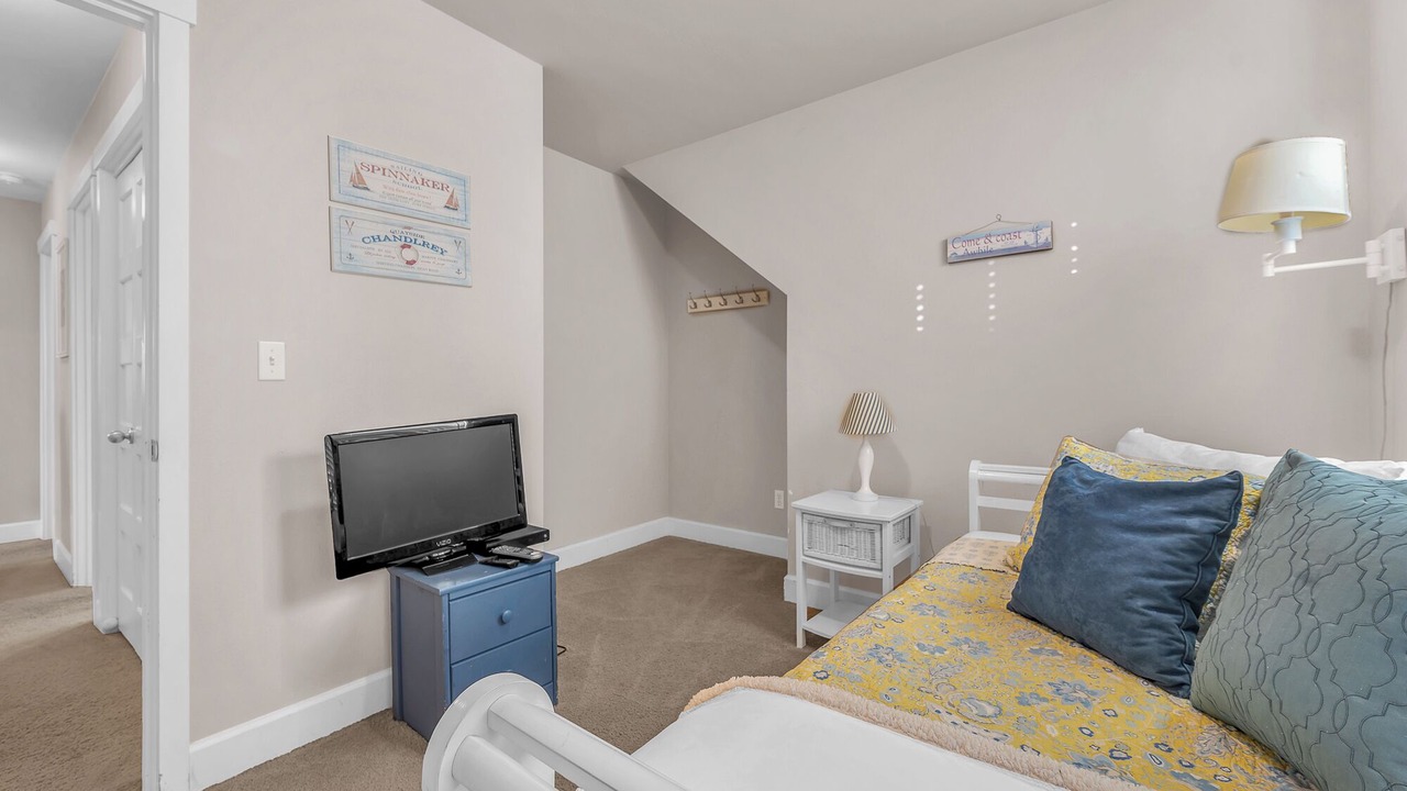 Photo of Bedroom in Roads End