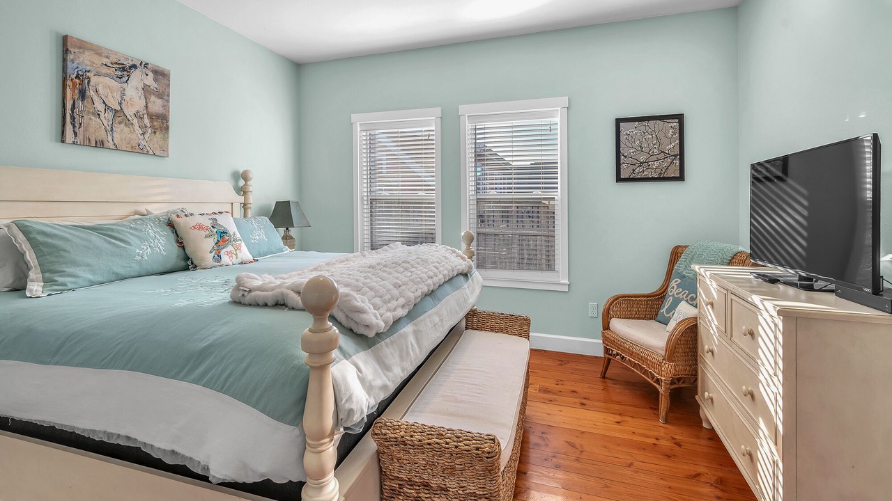 Photo of Bedroom in Roads End