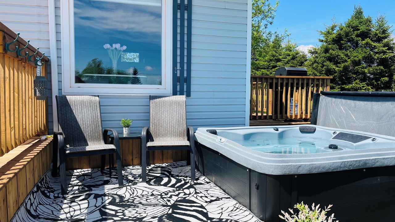 Photo of Patio Balcony in Mill River East