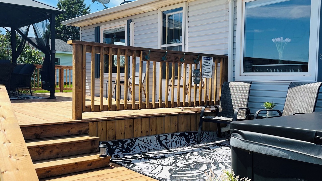 Photo of Patio Balcony in Mill River East