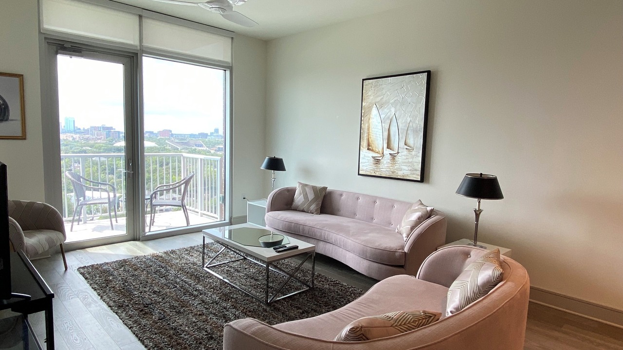 Photo of Livingroom in Texas Medical Center