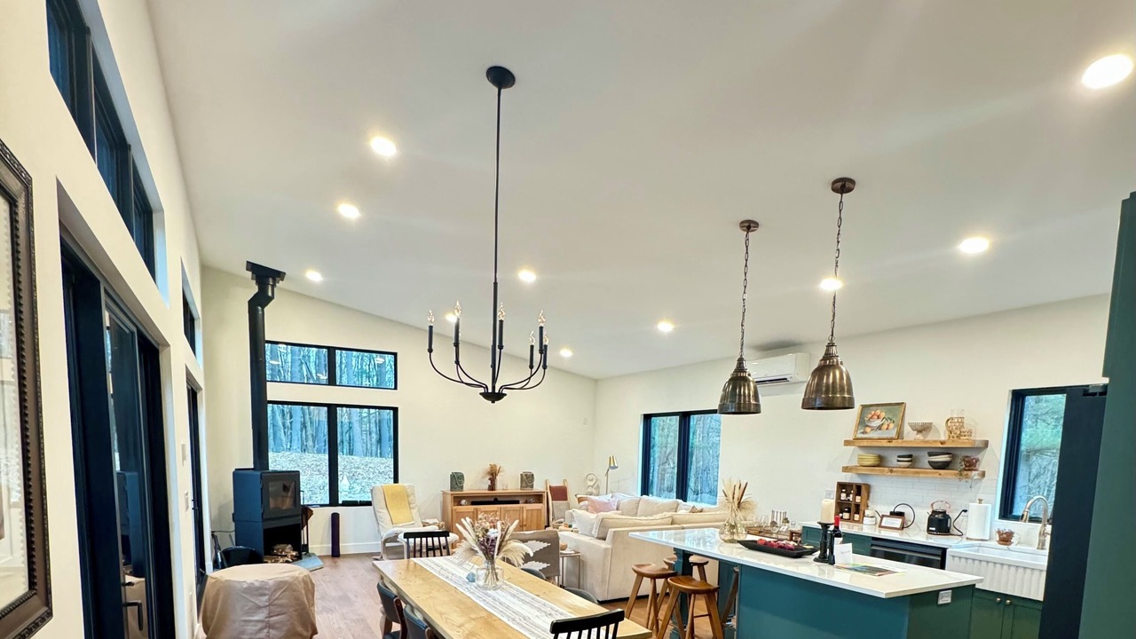 Photo of Livingroom in High Falls