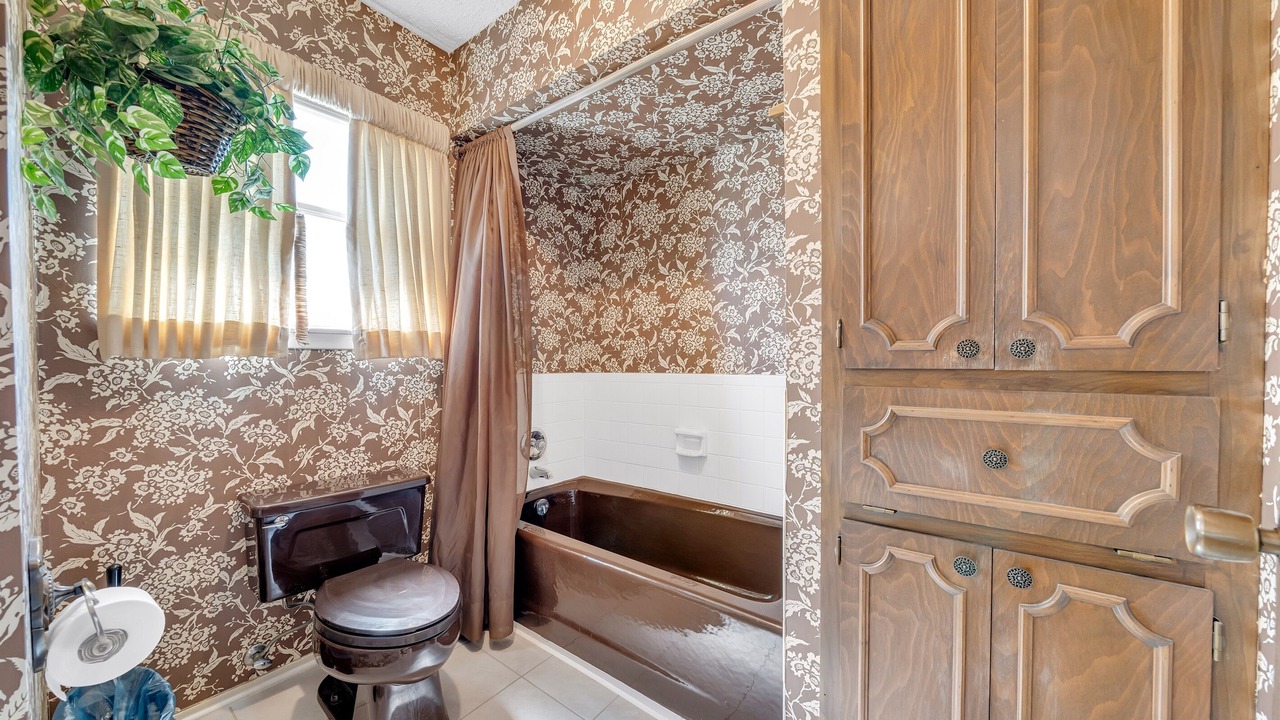 Photo of Bathroom in Universal City