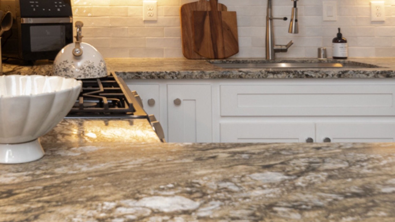 Photo of Kitchen in Southwestern Sacramento