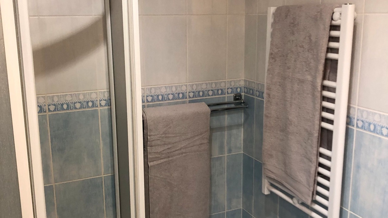 Photo of Bathroom in Fouleix