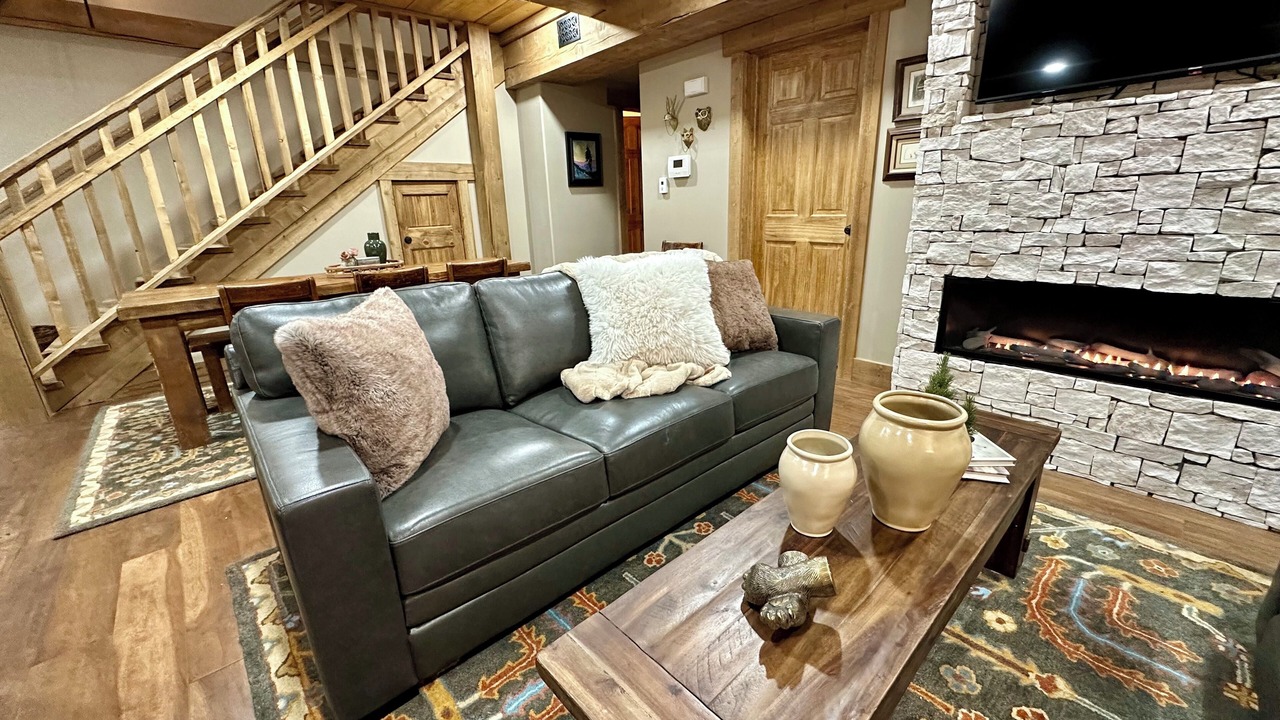 Photo of Livingroom in Angel Fire