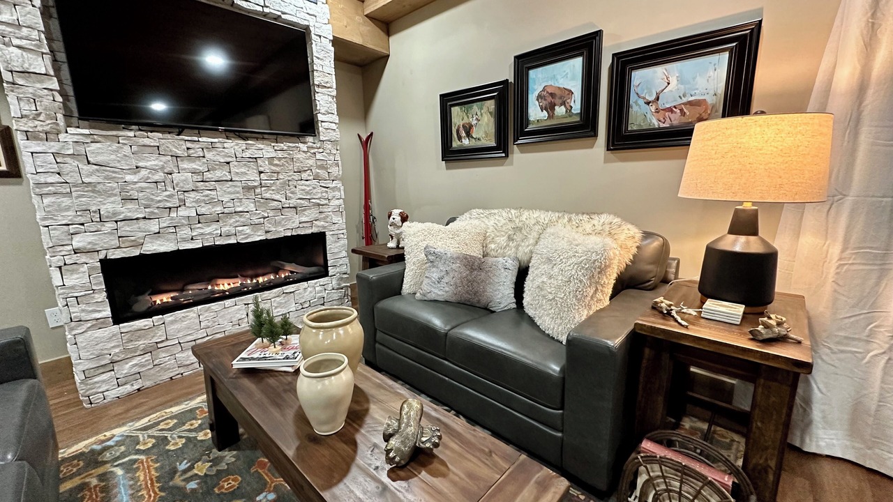 Photo of Livingroom in Angel Fire