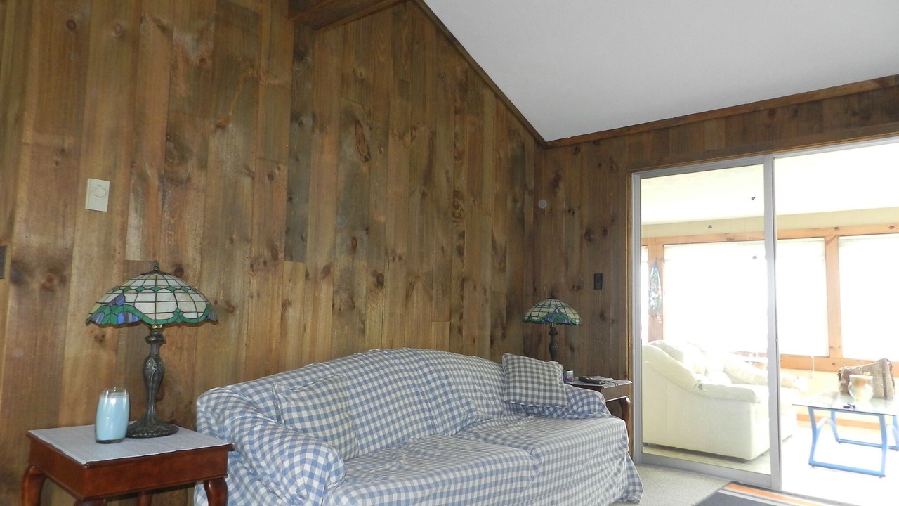 Photo of Livingroom in Franklin County
