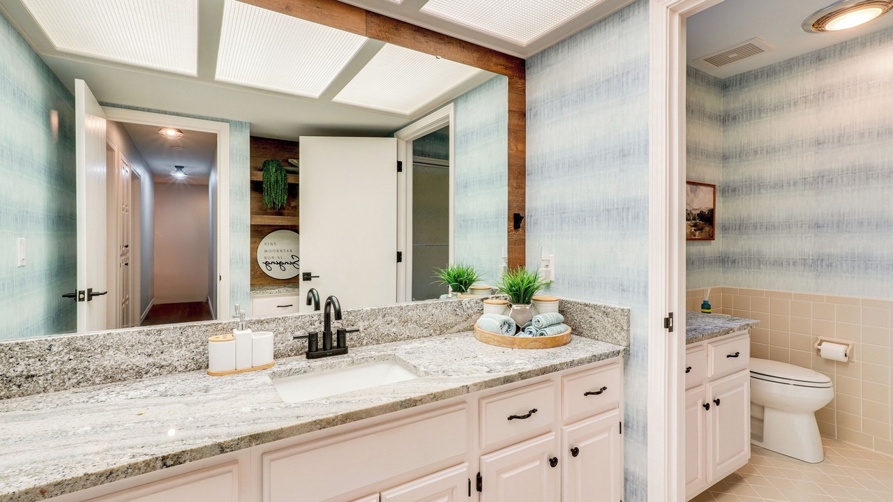 Photo of Bathroom in Grove