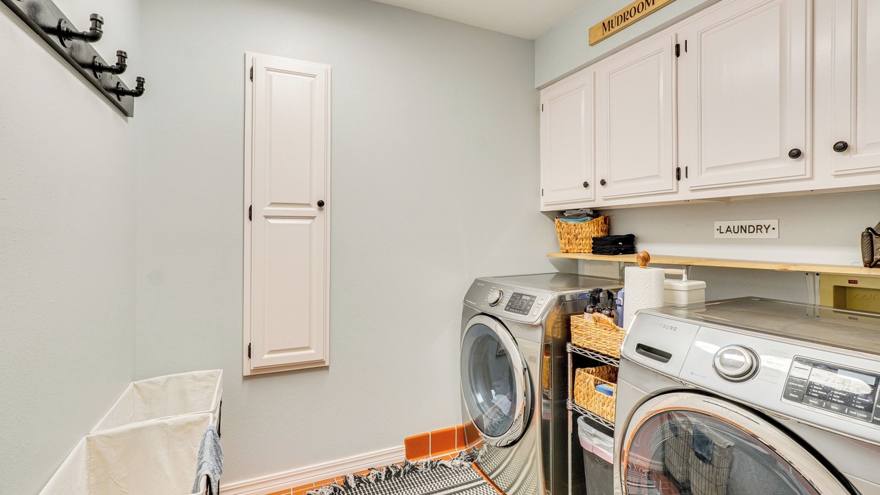 Photo of Bedroom in Grove